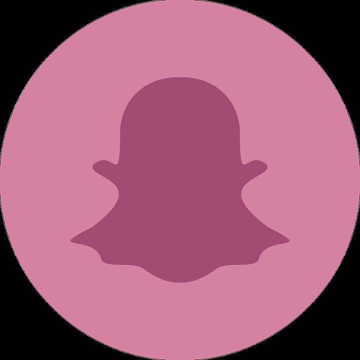 Who sees Snapchat spotlight